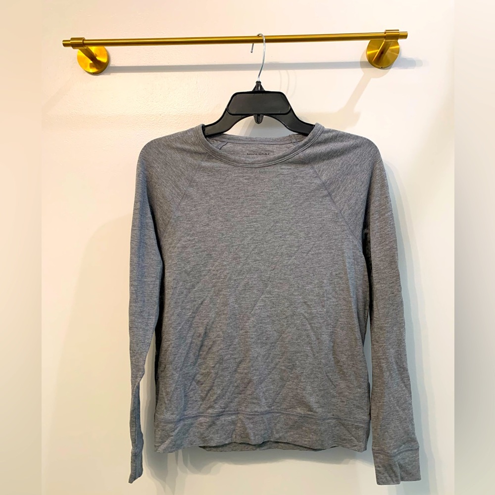 Casual grey top
